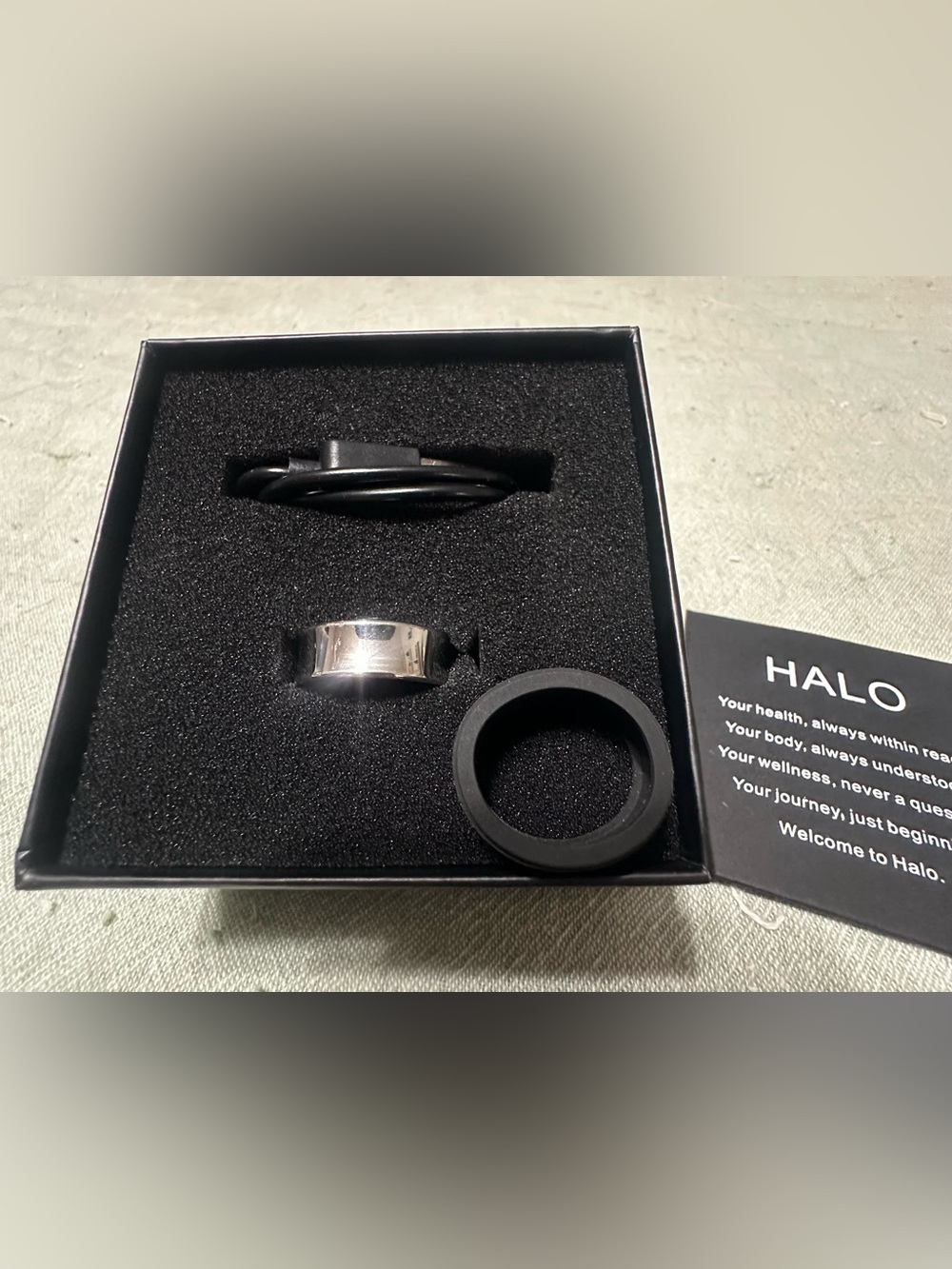 Halo Ring 3 and Silicone Band Set - Picture 3 of 4